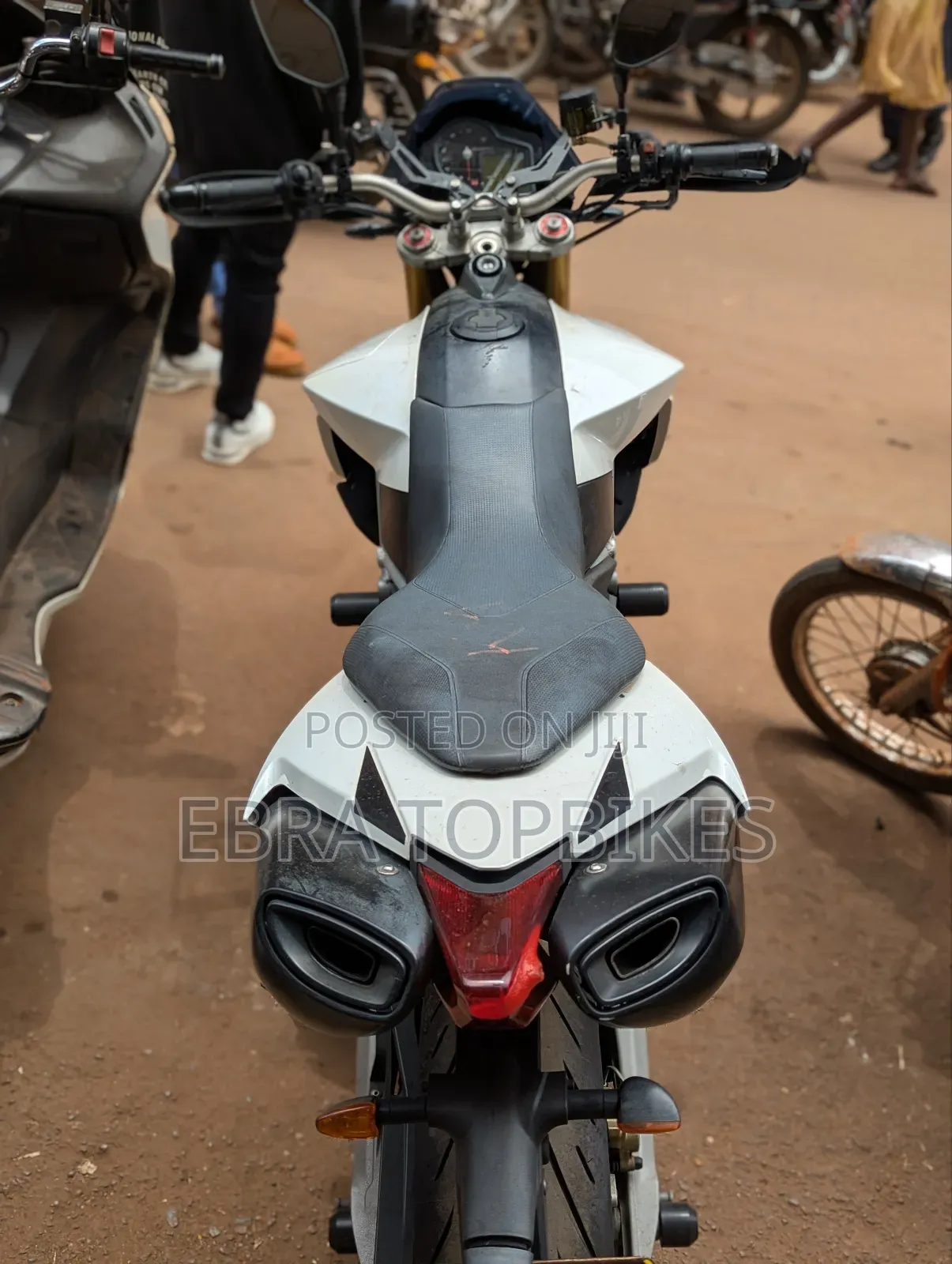 Aprilia Dorsoduro 2018 White