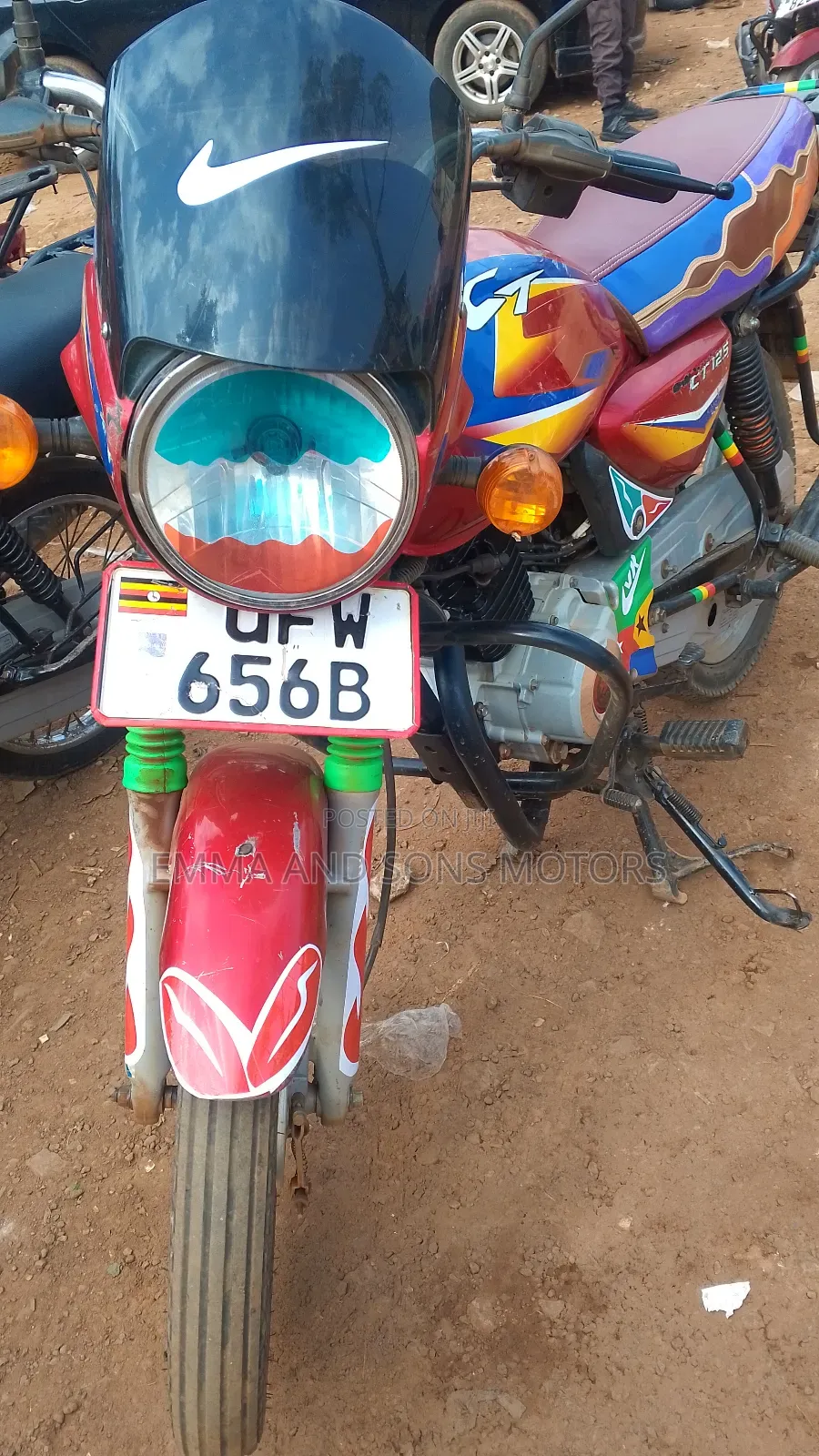 Bajaj Boxer 125 2023 Red