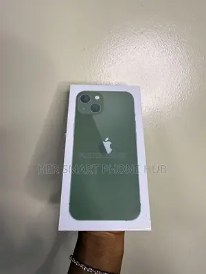 New Apple iPhone 13 128 GB Green