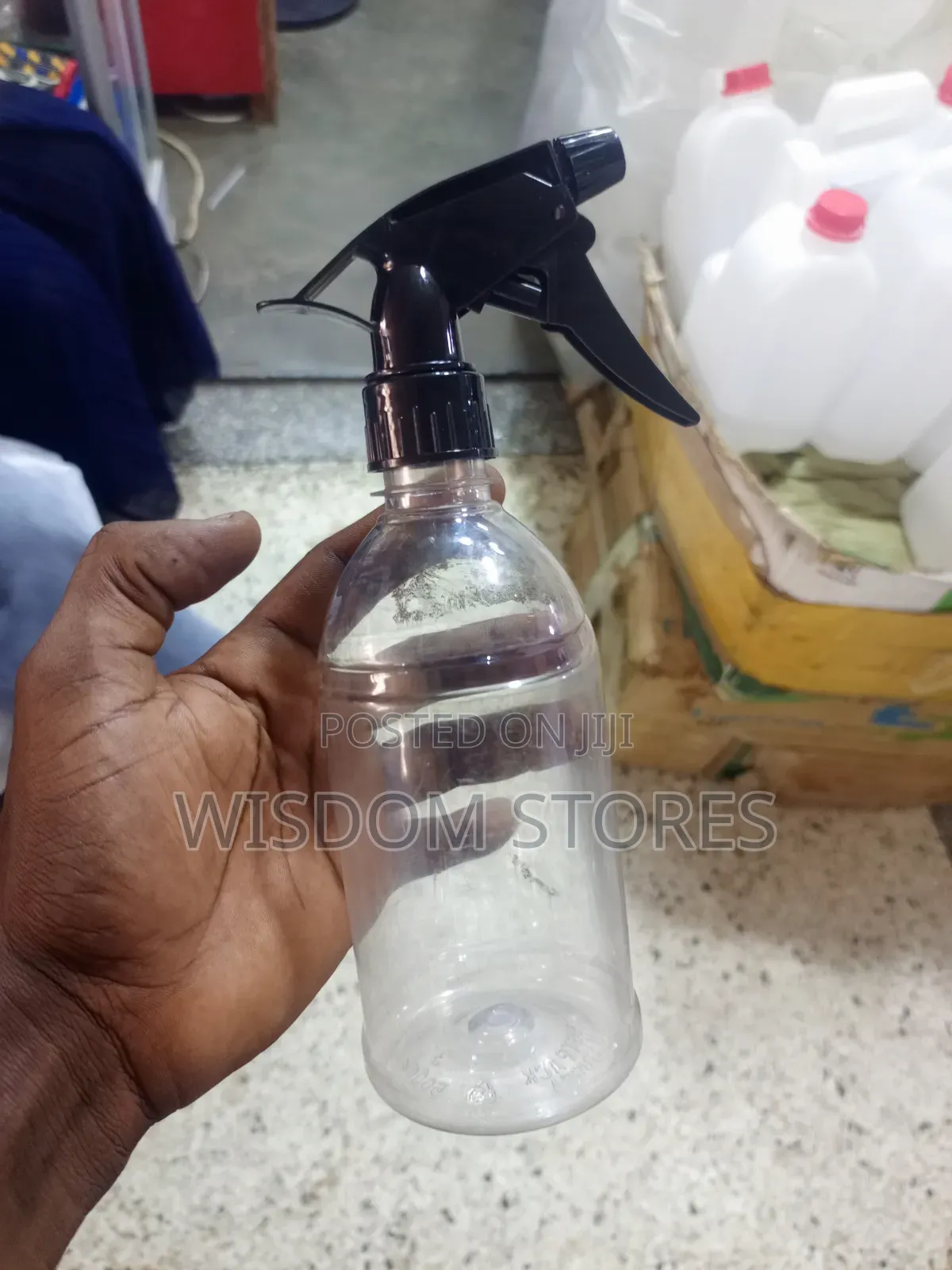 Plastic Spray Bottle With a Mini Trigger Sprayer.