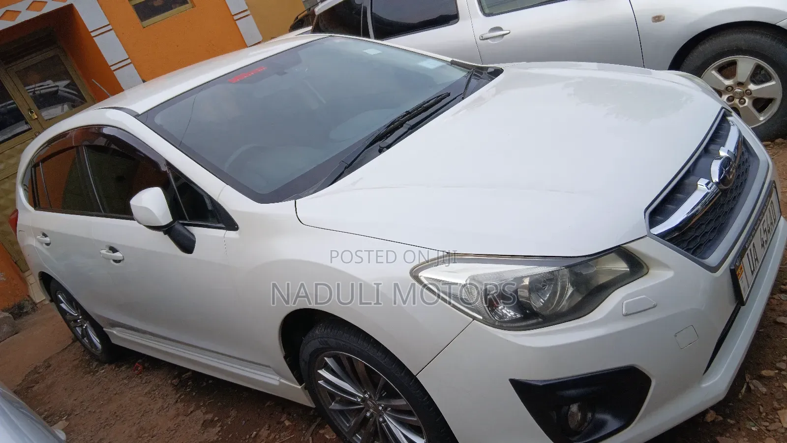 Subaru Impreza 2.0i Limited PZEV 4dr Hatchback AWD (2.0L 4cyl CVT) 2015 White