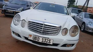 Mercedes-Benz E300 2006 White