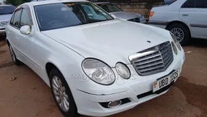 Mercedes-Benz E300 2006 White