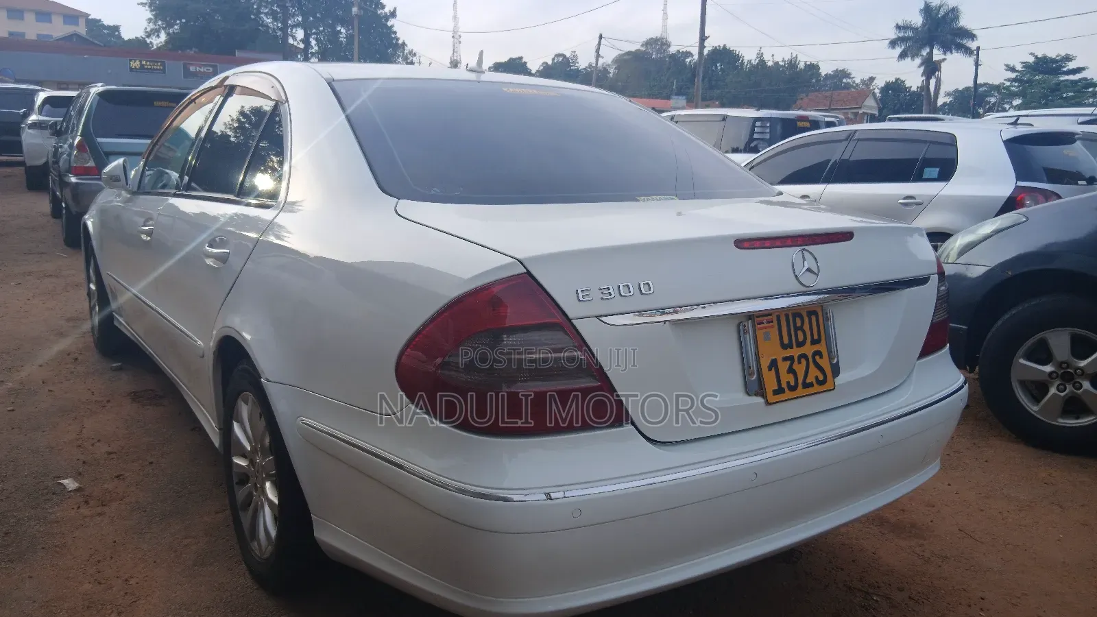 Mercedes-Benz E300 2006 White