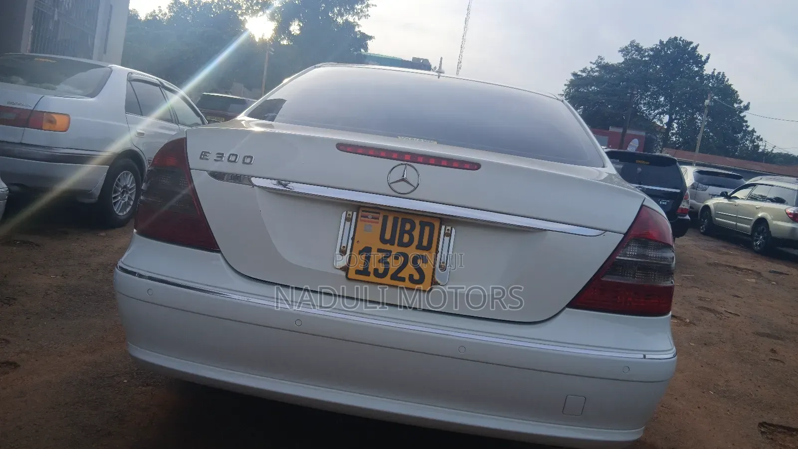 Mercedes-Benz E300 2006 White