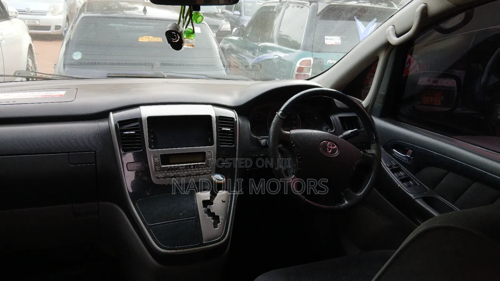 Toyota Alphard 2.4 Petrol FWD 2005 Black