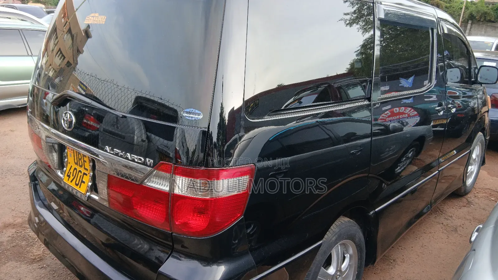 Toyota Alphard 2.4 Petrol FWD 2005 Black