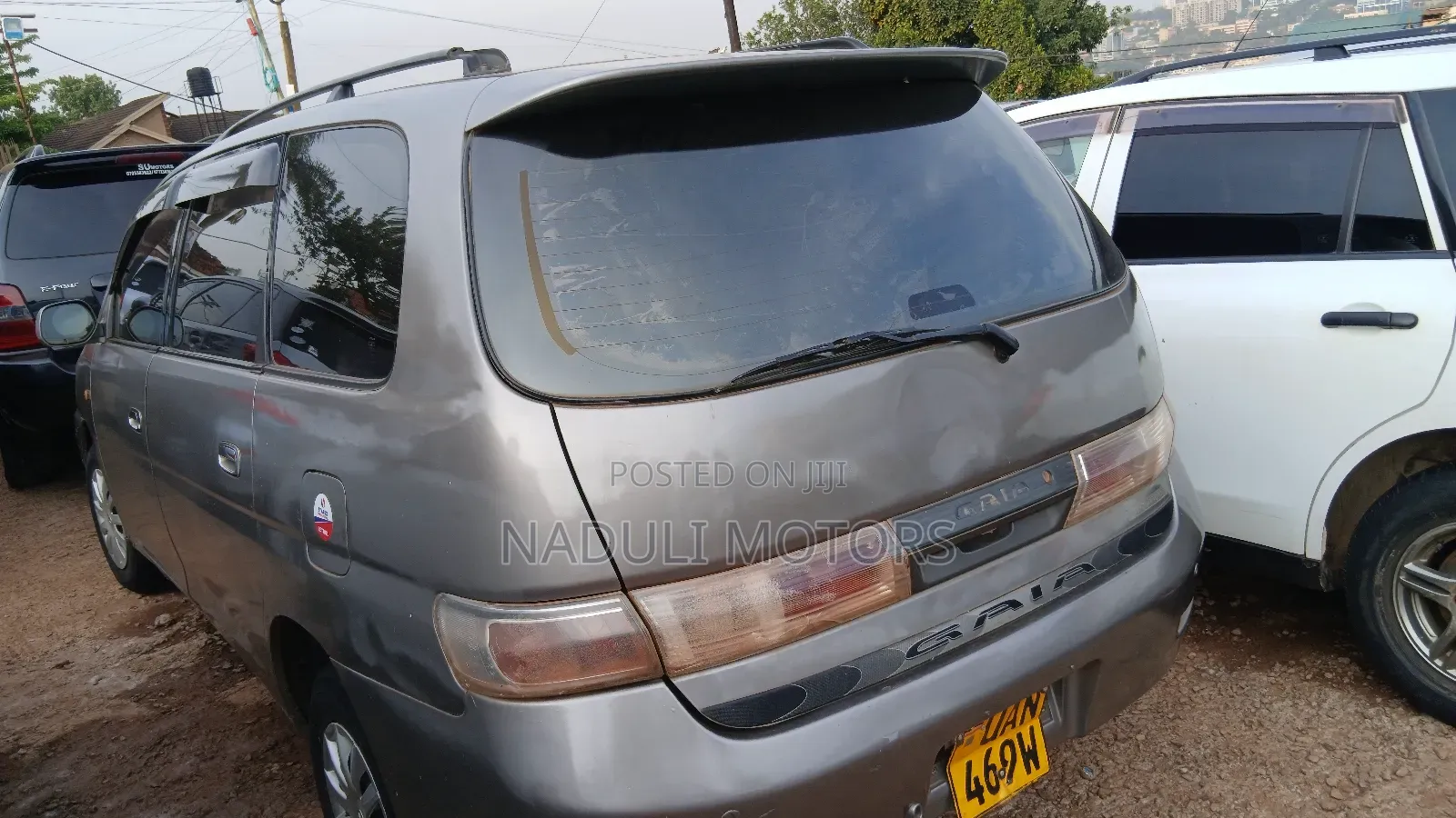 Toyota Gaia 2003 Gray