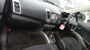 Mitsubishi Outlander 2007 Gray