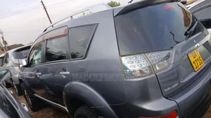 Mitsubishi Outlander 2007 Gray