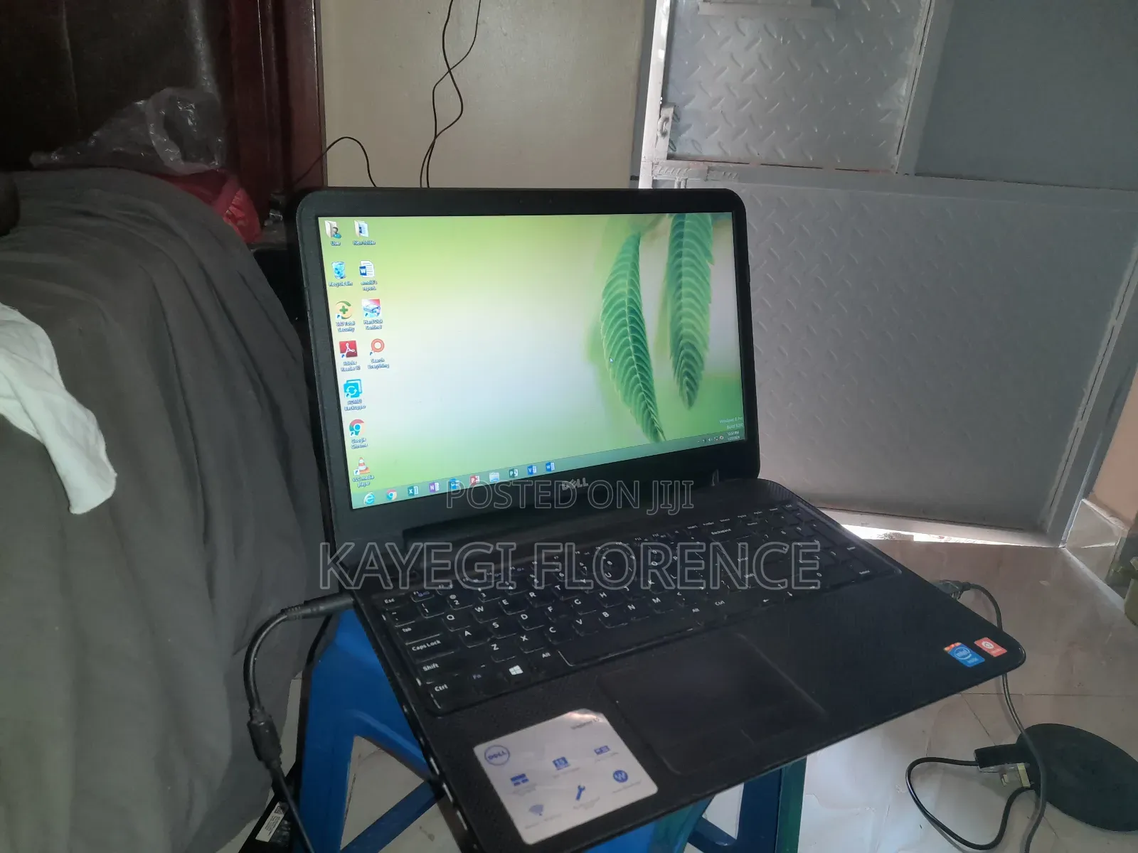 Laptop Dell Inspiron 14 3452 4GB Intel Core I3 HDD 500GB