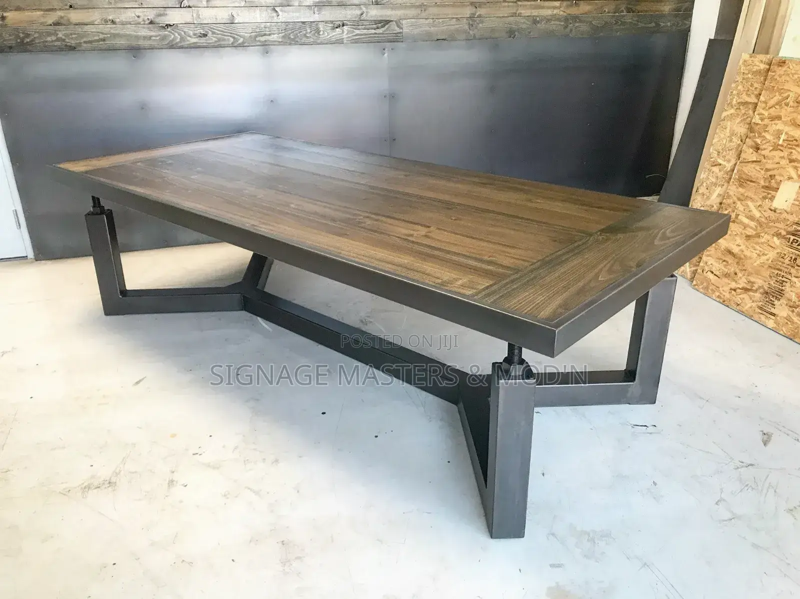 14 Bench Sitter Dining Table
