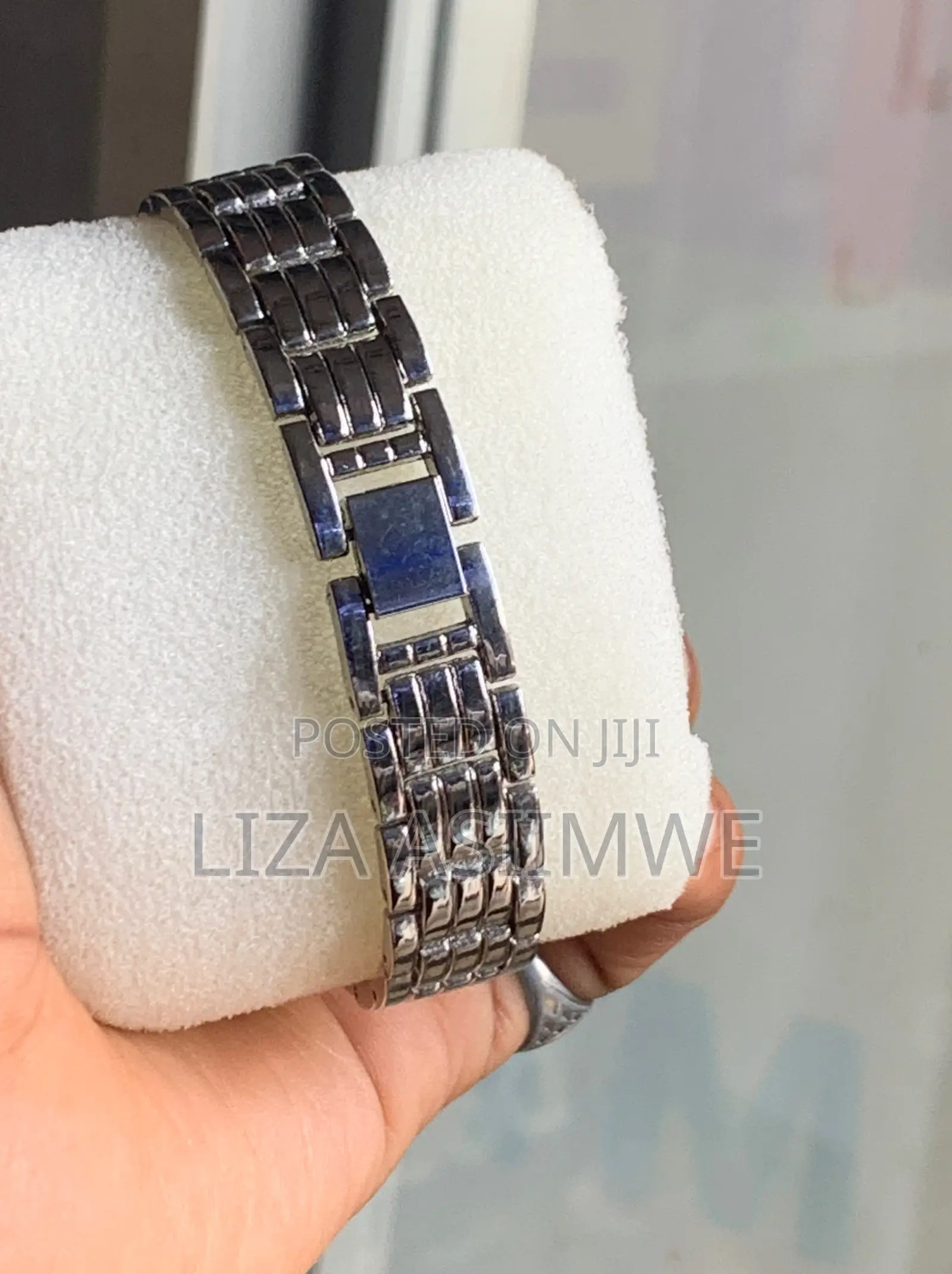 Metal Women's Fashion Cuff Watch