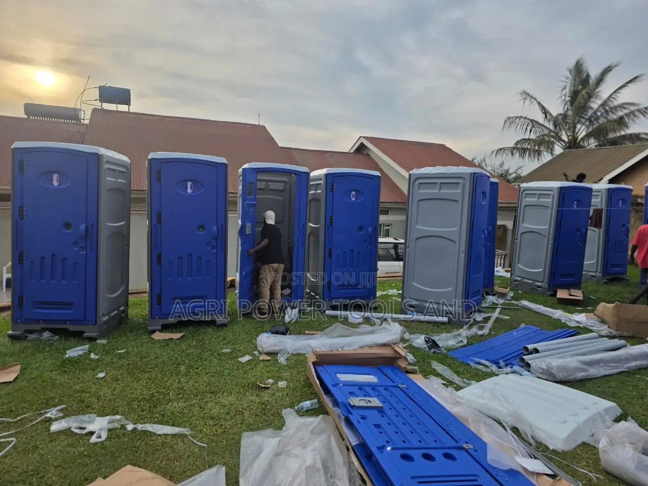 Vip Mobile Toilet