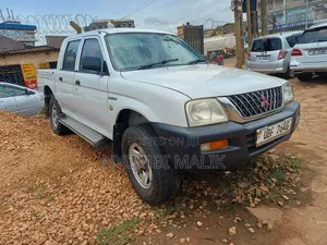 Mitsubishi L200 2003 White