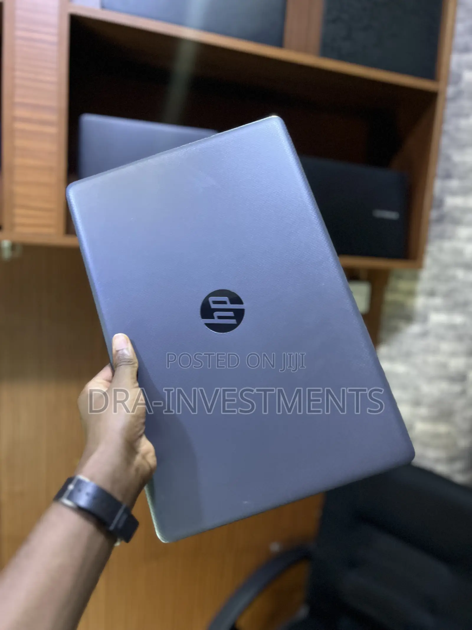 New Laptop HP 250 G7 4GB AMD HDD+SSD 128GB