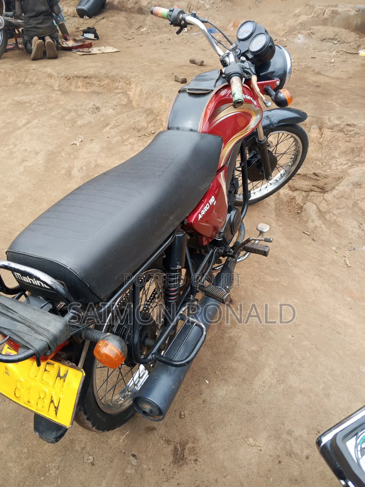 Mahindra Duro 2016 Red