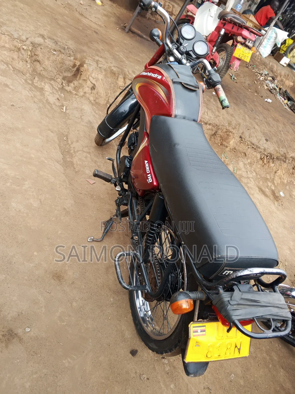 Mahindra Duro 2016 Red