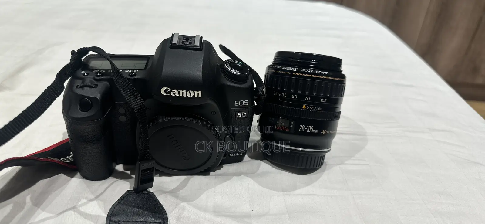 Canon Eos 5d Mark Ii Camera Body . It Comes With 28-105mm