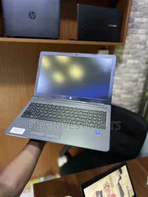 Laptop HP 255 G6 8GB Intel Celeron SSD 128GB