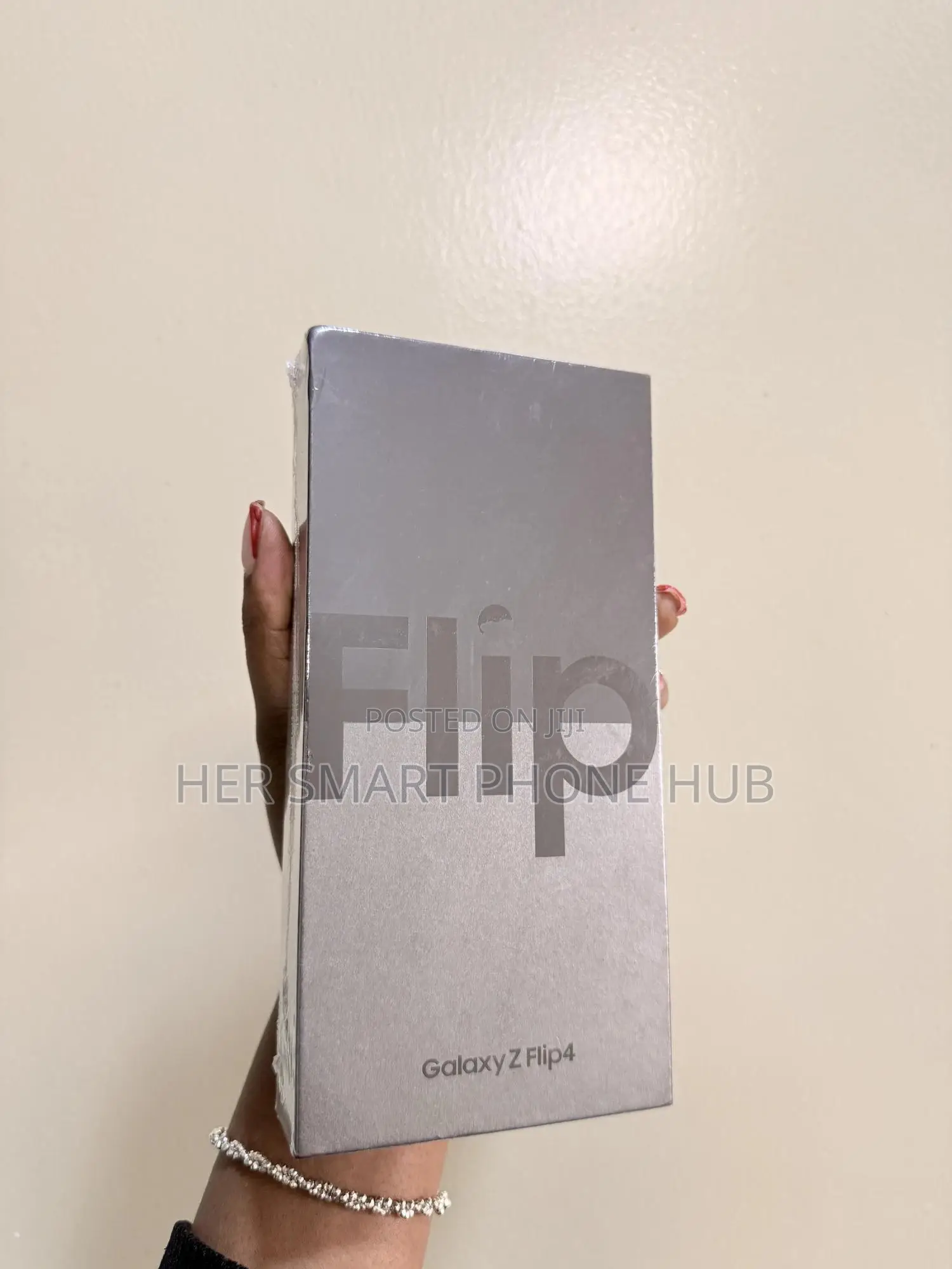 New Samsung Galaxy Z Flip4 256 GB Black