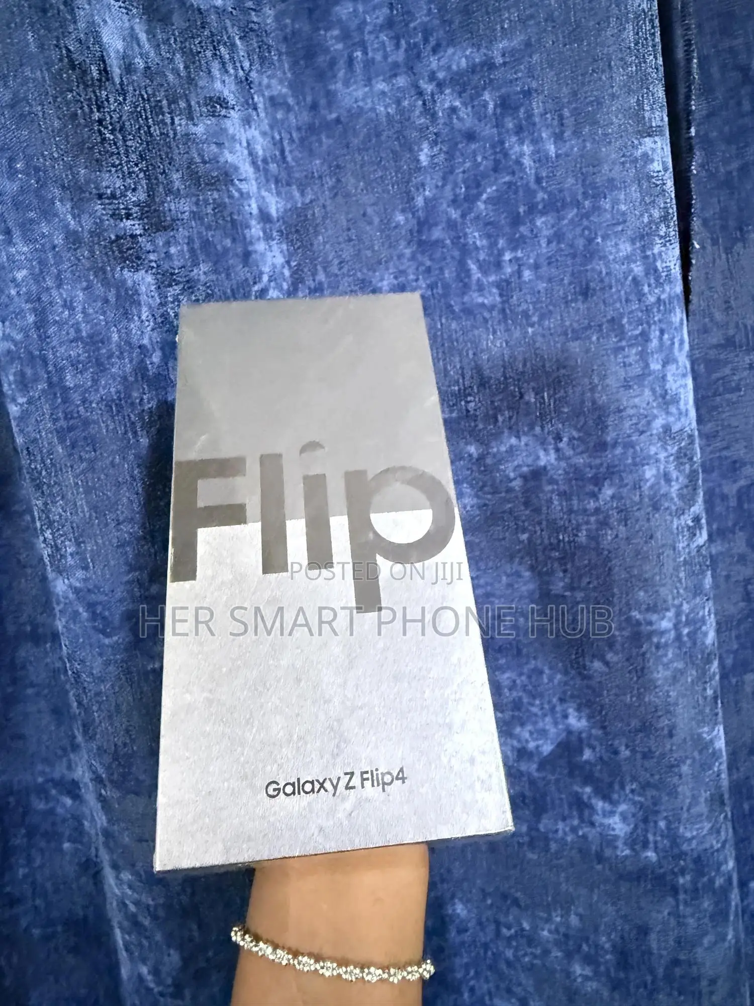 New Samsung Galaxy Z Flip4 256 GB Black