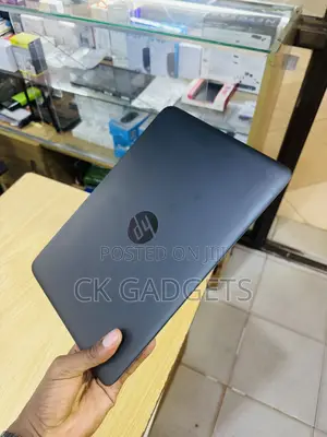 New Laptop HP EliteBook 820 G2 8GB Intel Core I7 HDD+SSD 500GB