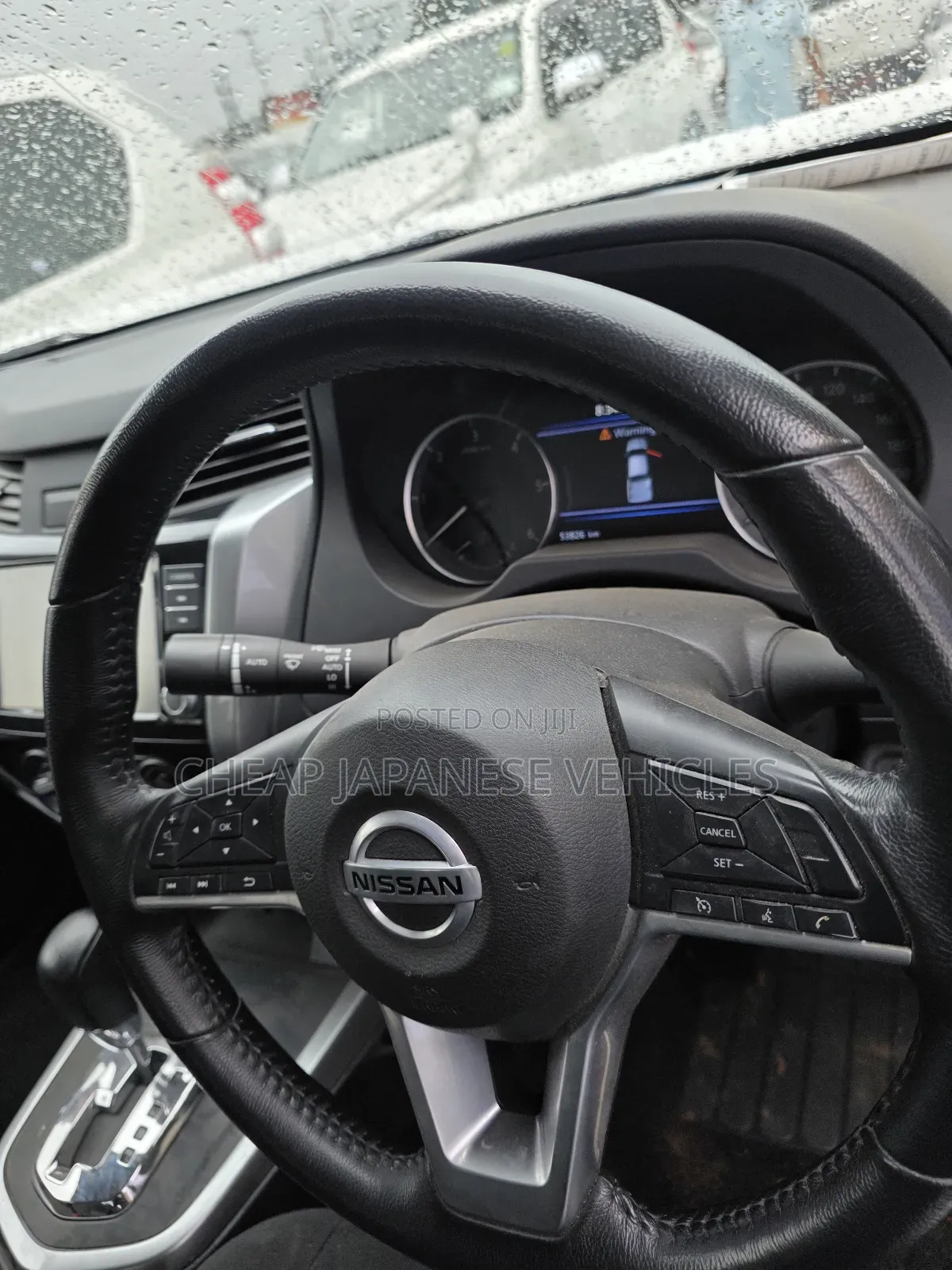 Nissan Navara 2022 White