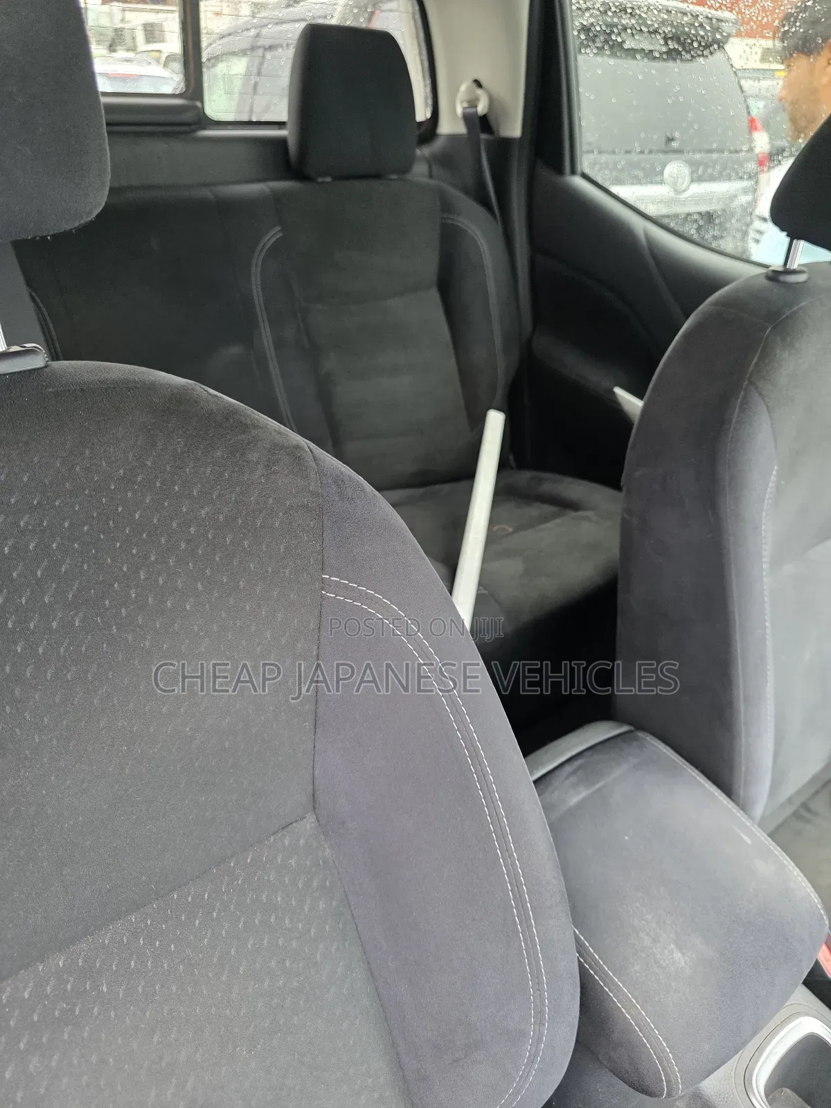 Nissan Navara 2022 White