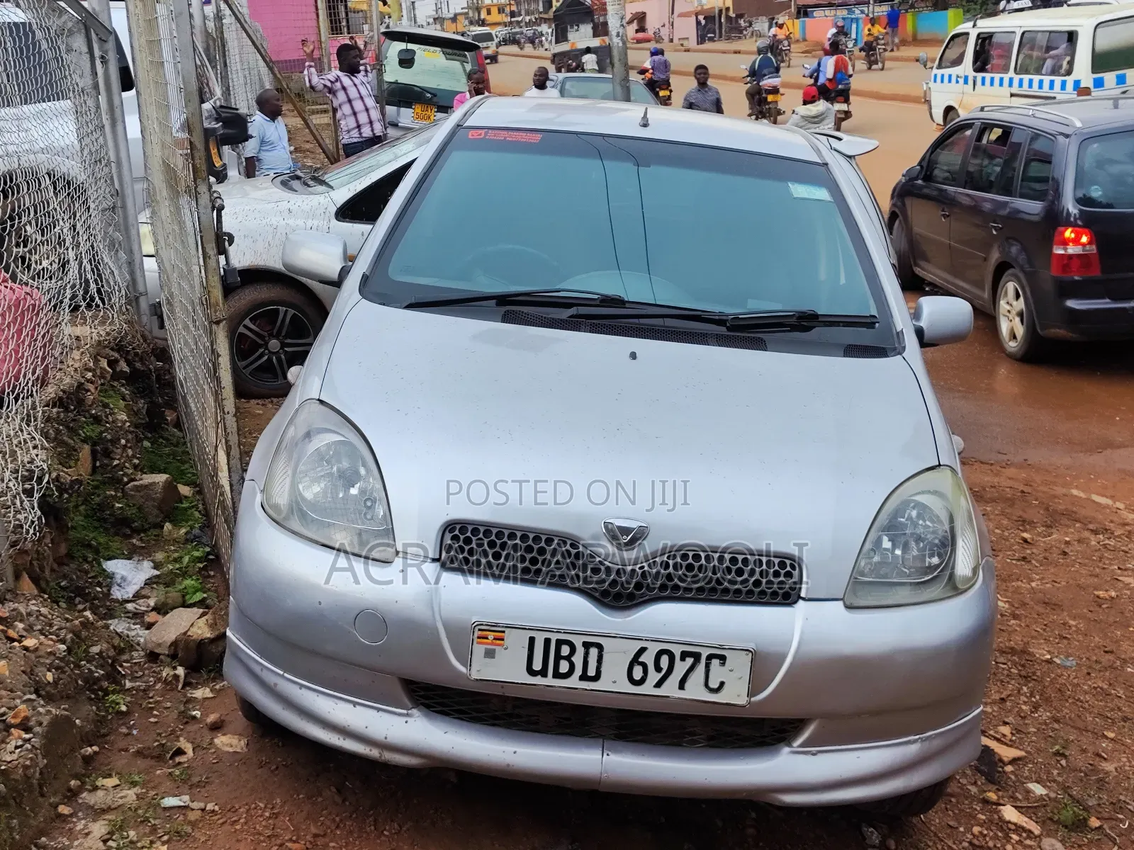 Toyota Vitz 1.0 FWD 3dr 2003 Silver