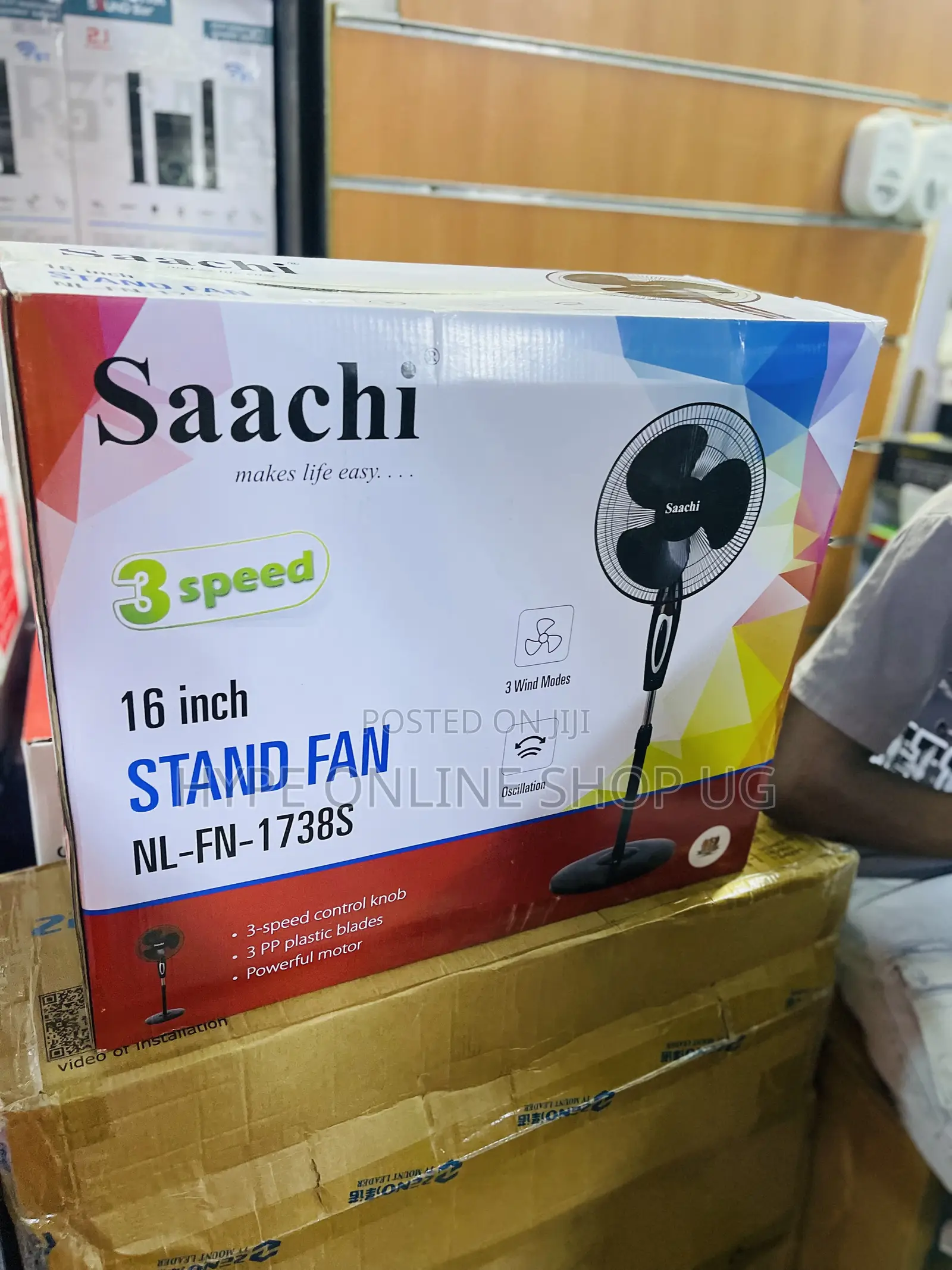 Windmodes Saachi Brandnew Electric Standing Fan