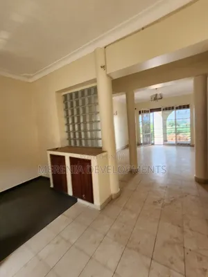 2bdrm Apartment in Muyenga, Makindye for rent