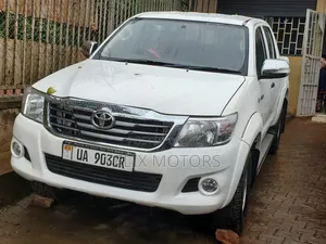 Toyota Hilux 2009 White