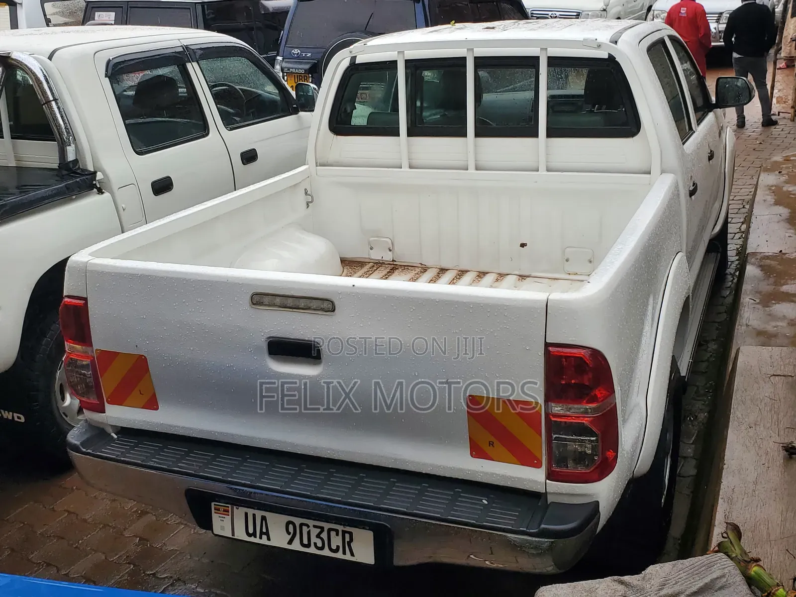 Toyota Hilux 2009 White