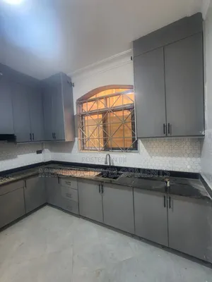 2bdrm Apartment in Lukuli, Makindye for rent