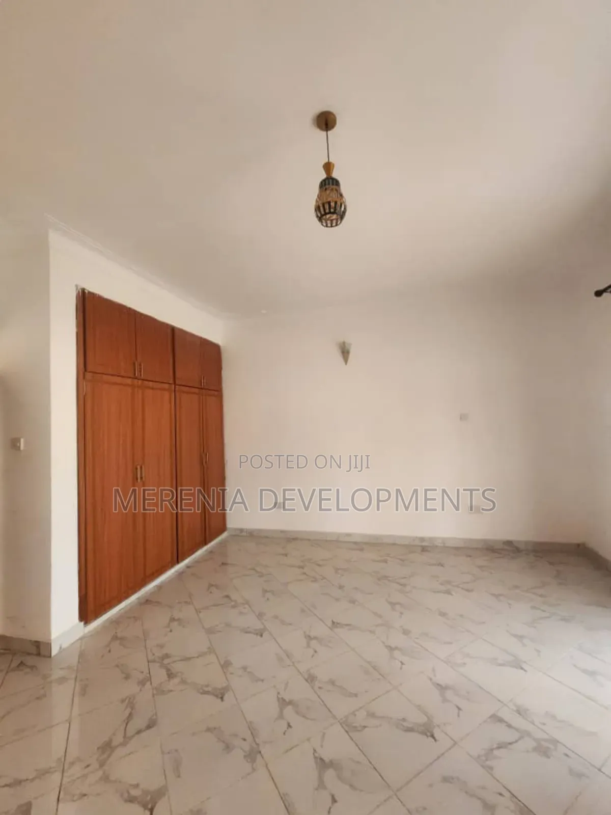 5bdrm House in Bugoloobi, Nakawa for rent