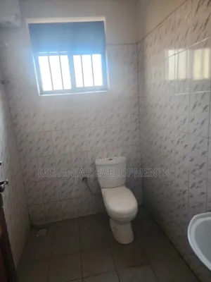 2bdrm Apartment in Konge, Makindye for rent
