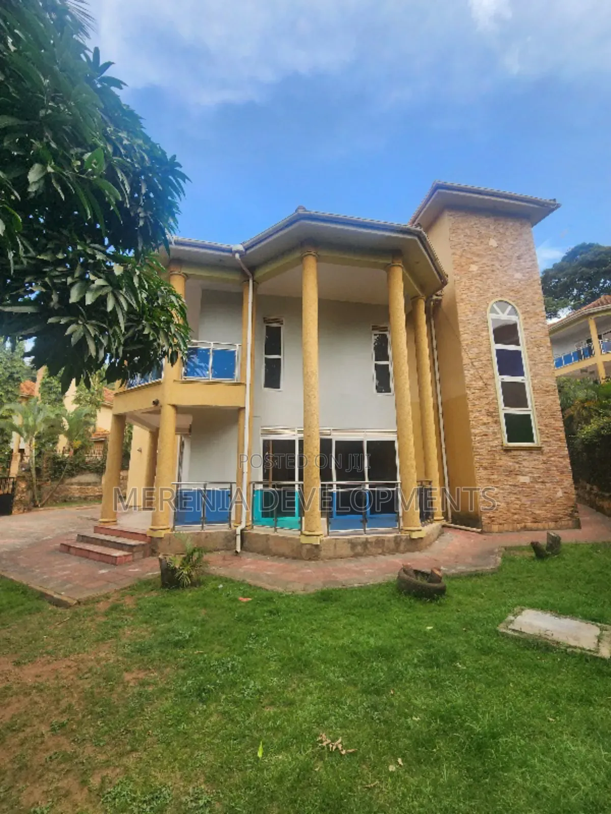 5bdrm House in Makindye for rent