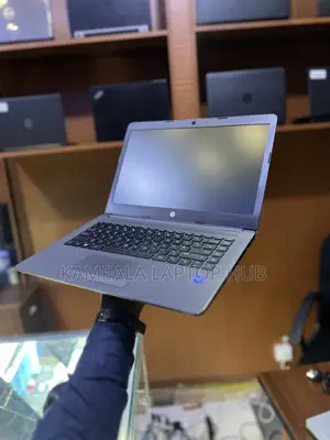 Laptop HP 240 G7 4GB Intel Celeron HDD+SSD 128GB