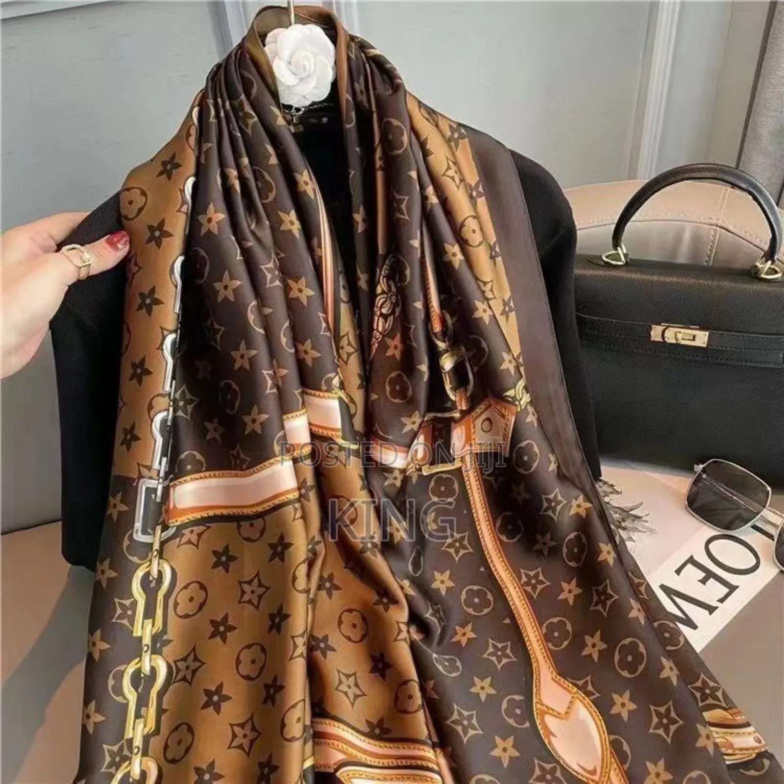 HGH Fashion Label Scurfs.