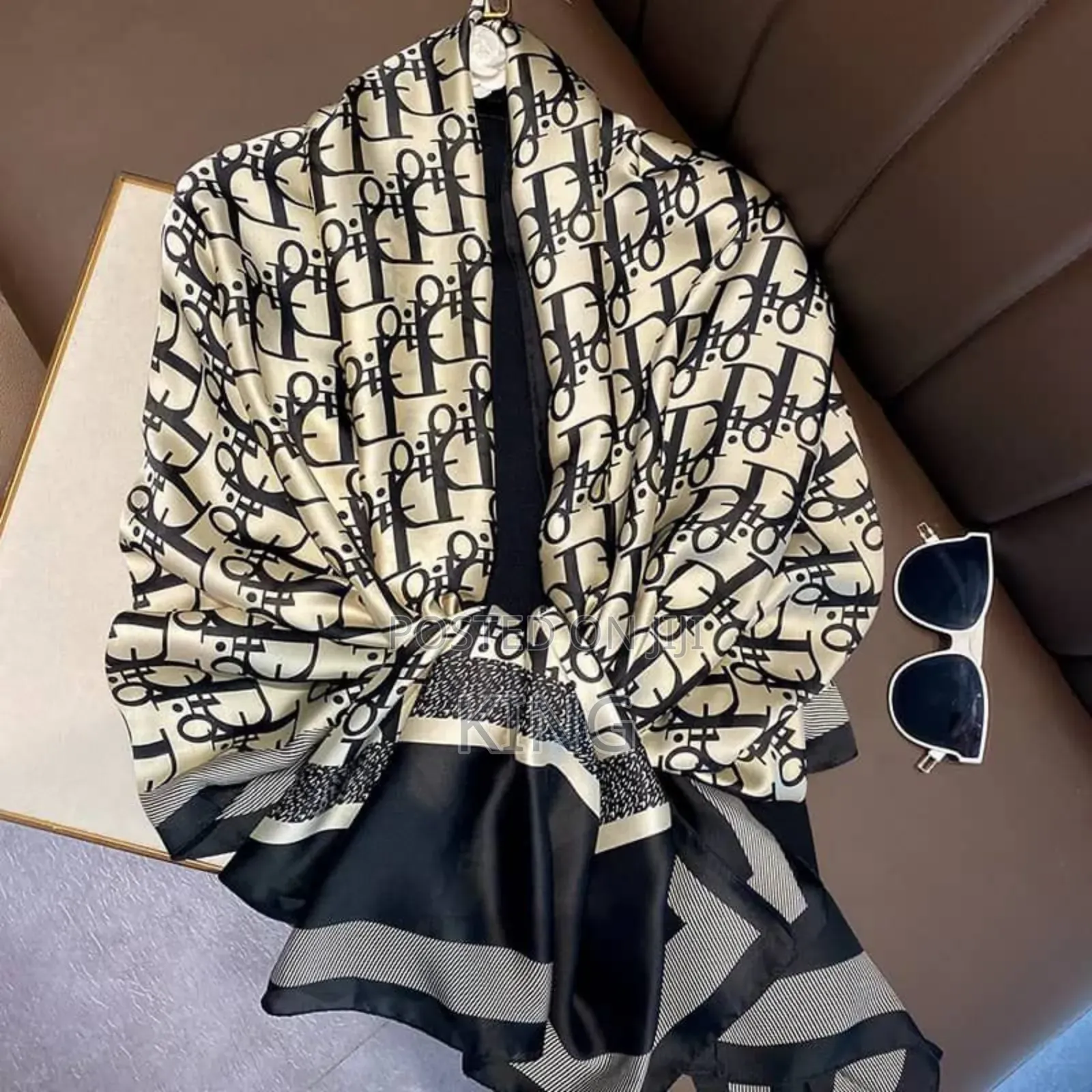 HGH Fashion Label Scurfs.