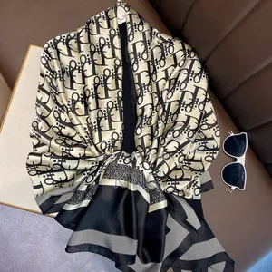 HGH Fashion Label Scurfs.