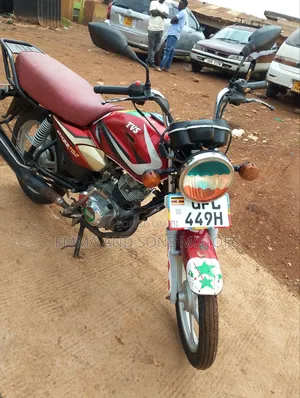 TVS HLX 125 2022 Red