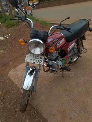 Bajaj Boxer 100 2022 Red