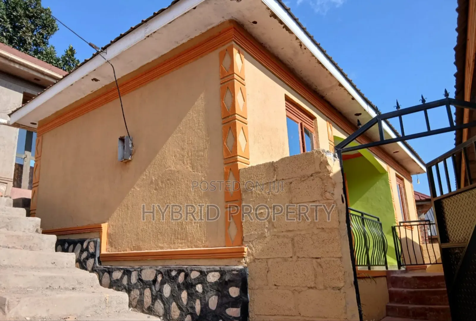 2bdrm House in Nansana Along Hoima for sale