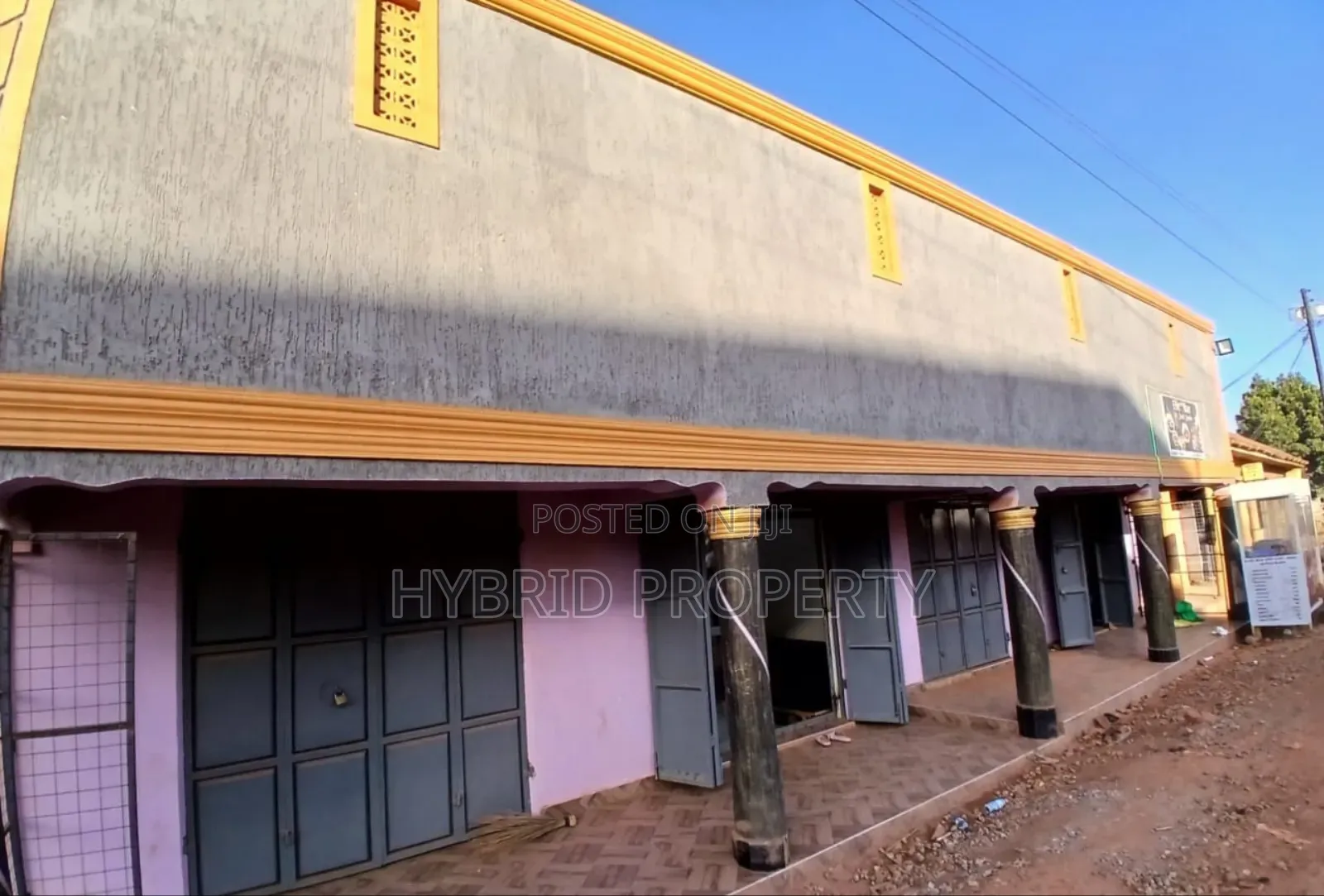 Beautiful/Fancy Shops For Sale In Nansana Along Hoima Road Vv