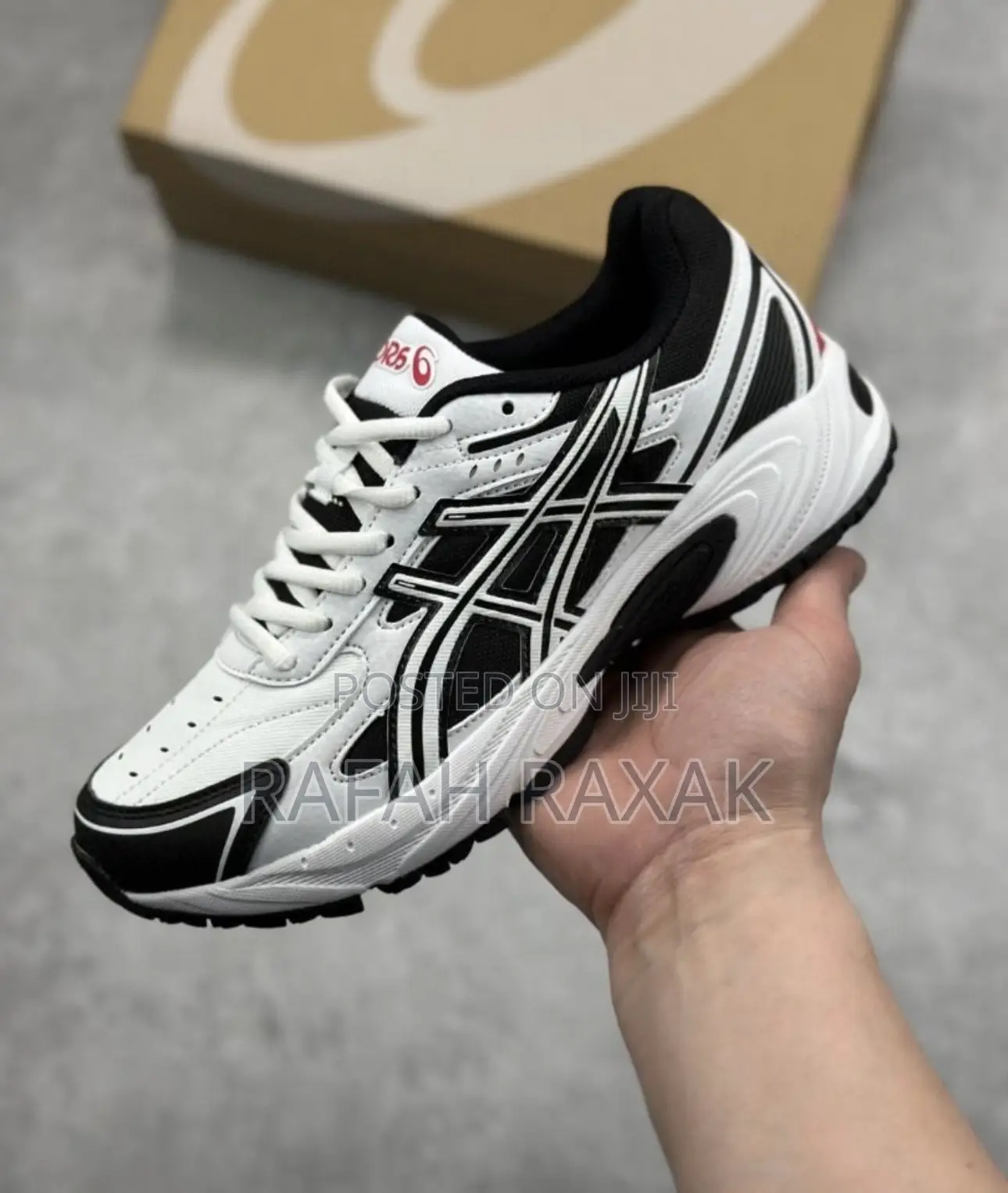 New Classic White/Black Asics Gel-170tr Lifestyle Sneakers