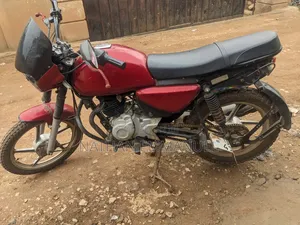 Bajaj CT 125X 2024 Red