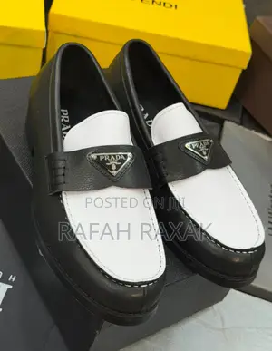 Original Men’S Prada Two-tone Brushed Leather Loafers