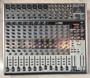 Behringer Mixer Xenyx X2222 Usb